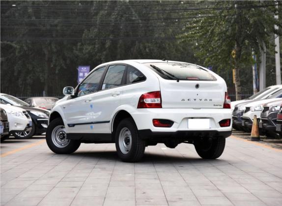 爱腾 2014款 2.0T 两驱手动进取柴油版 外观   斜后