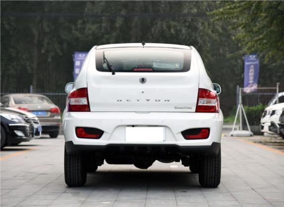 爱腾 2014款 2.0T 两驱手动进取柴油版 外观   正后
