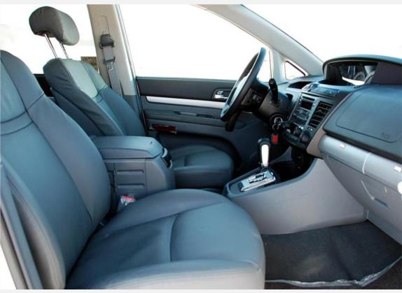 路帝 2008款 SV270 RS标准型 车厢座椅   前排空间