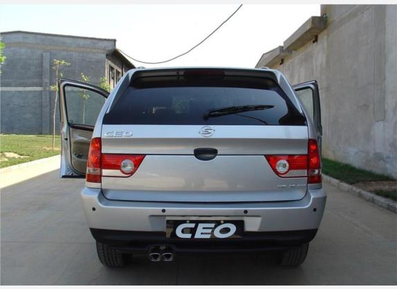 双环SCEO 2005款 2.4L 两驱手动豪华型 外观   正后