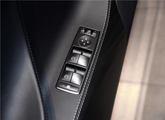 Model S 2015款 Model S 60 车厢座椅   门窗控制