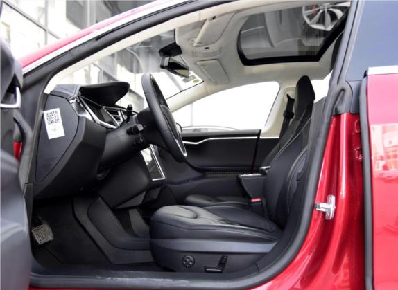 Model S 2015款 Model S 85 车厢座椅   前排空间