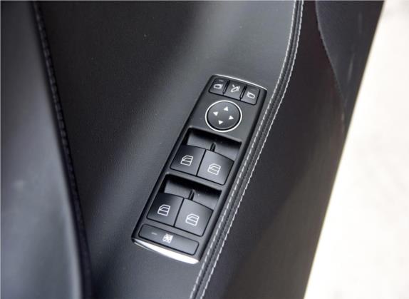 Model S 2015款 Model S 85 车厢座椅   门窗控制