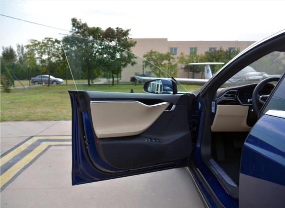 Model S 2015款 Model S 70D 车厢座椅   前门板