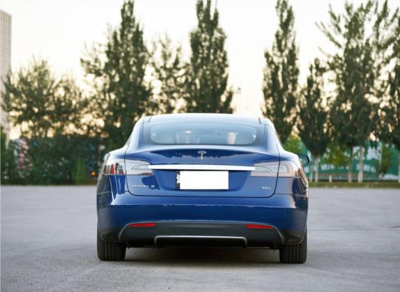 Model S 2015款 Model S 70D 外观   正后