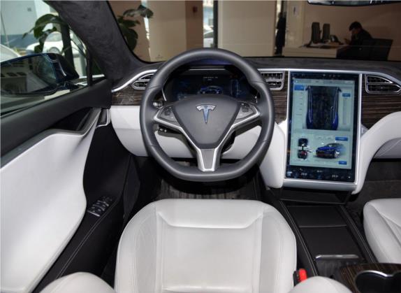 Model S 2015款 Model S 90D 中控类   驾驶位