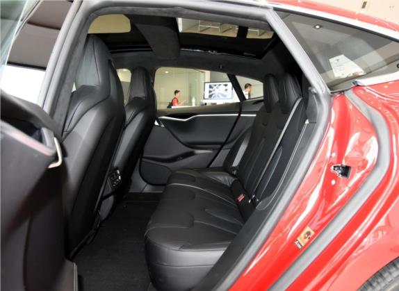 Model S 2016款 Model S 75D 车厢座椅   后排空间