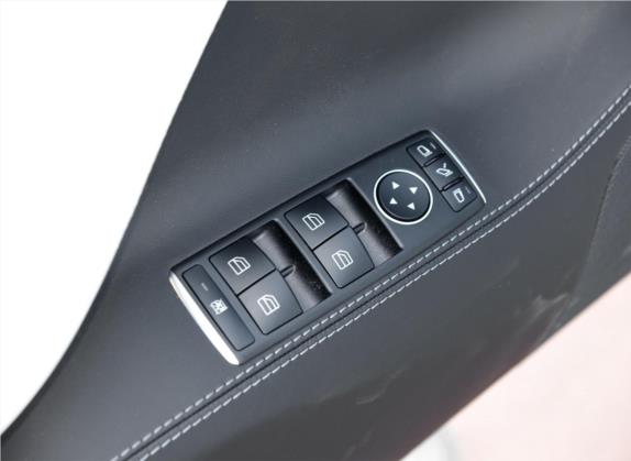 Model S 2020款 Performance 高性能版 车厢座椅   门窗控制