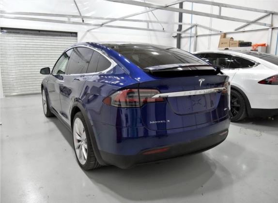 Model X 2016款 Model X 90D 外观   斜后