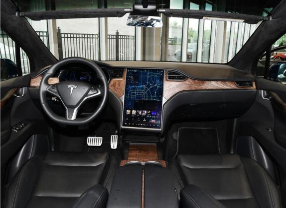 Model X 2019款 Performance 高性能版 中控类   中控全图