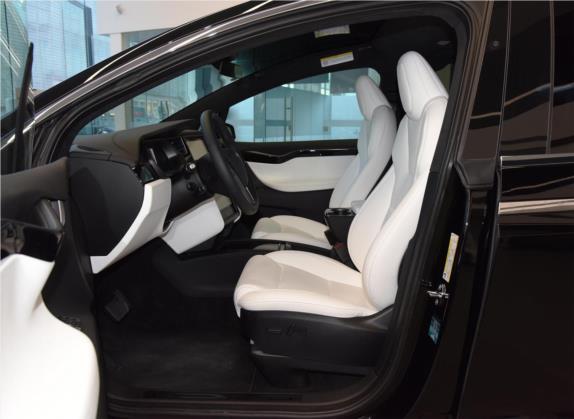 Model X 2020款 长续航升级版 车厢座椅   前排空间