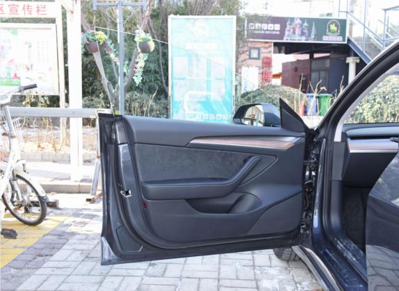 Model 3 2022款 后轮驱动版 车厢座椅   前门板
