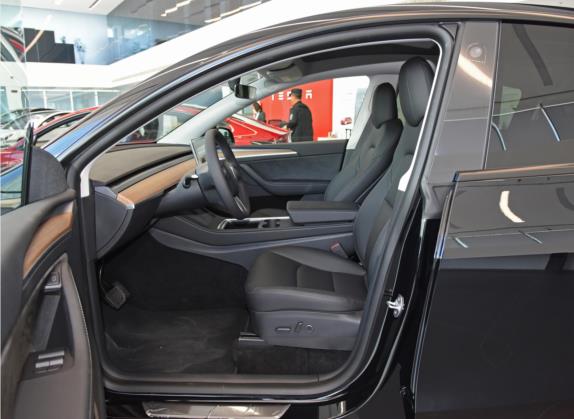 Model Y 2021款 长续航全轮驱动版 3D7 车厢座椅   前排空间