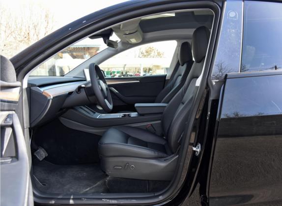Model Y 2022款 后轮驱动版 车厢座椅   前排空间