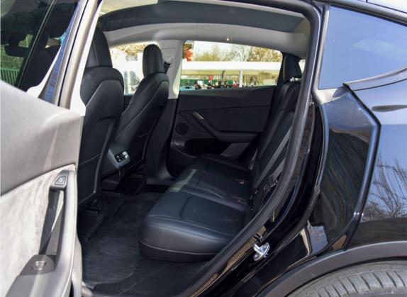 Model Y 2022款 后轮驱动版 车厢座椅   后排空间