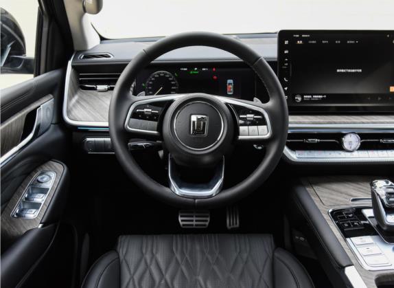 坦克500 2022款 3.0T 商务版 登峰型 7座 中控类   驾驶位