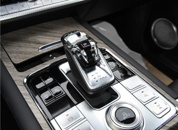 坦克500 2022款 3.0T 商务版 登峰型 7座 中控类   挡把