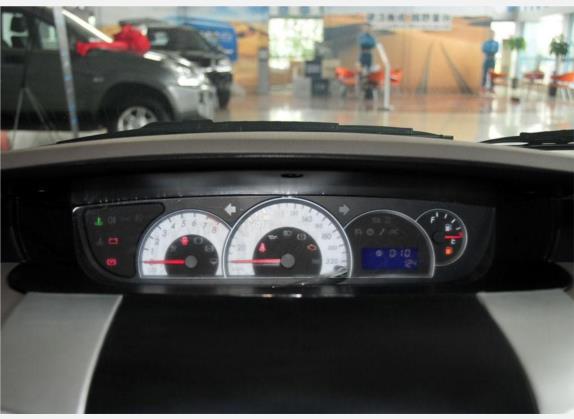 威麟V5 2009款 2.0L 手动豪华型 中控类   仪表盘