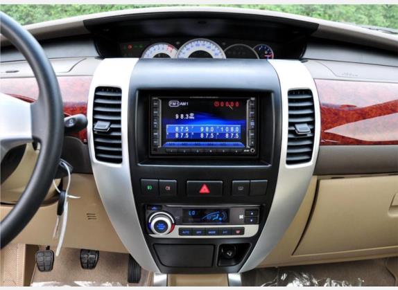 威麟V5 2009款 1.8L 手动舒适型 中控类   中控台