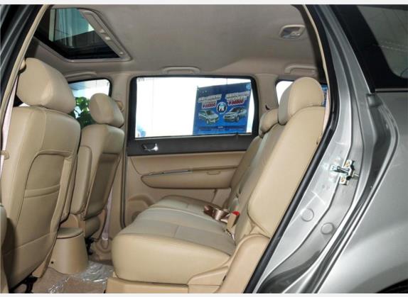 威麟V5 2009款 1.8L 手动豪华型 车厢座椅   后排空间
