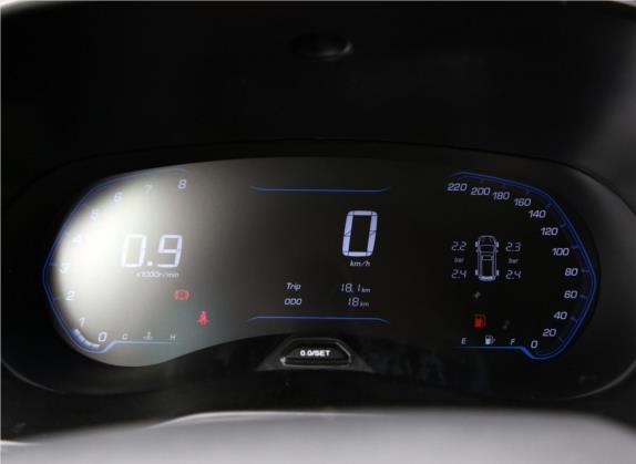 五菱宏光S3 2019款 1.5L 手动舒适型 国VI 中控类   仪表盘