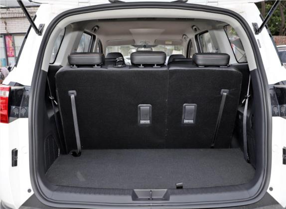 五菱宏光S3 2019款 1.5L 手动豪华型 国VI 车厢座椅   后备厢
