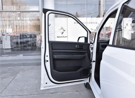 五菱宏光PLUS 2019款 1.5T 手动标准型 5座 车厢座椅   前门板