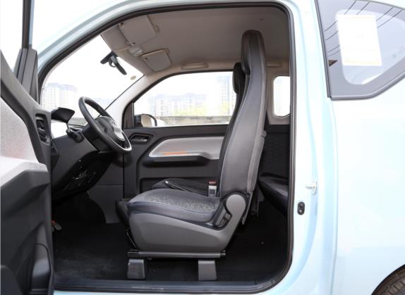 宏光MINIEV 2020款 自在款 三元锂 车厢座椅   前排空间