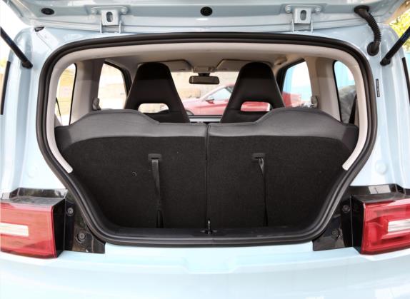 宏光MINIEV 2020款 自在款 三元锂 车厢座椅   后备厢