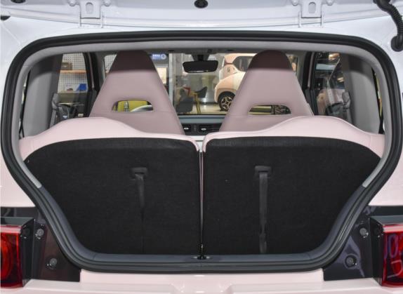 宏光MINIEV 2021款 马卡龙夹心款 170km 磷酸铁锂 车厢座椅   后备厢
