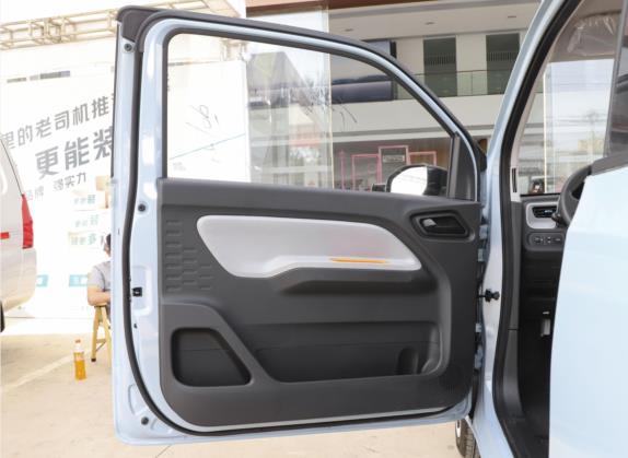 宏光MINIEV 2022款 自在款 磷酸铁锂 车厢座椅   前门板