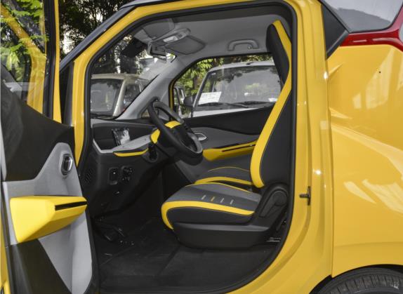 五菱NanoEV 2021款 热爱款 车厢座椅   前排空间