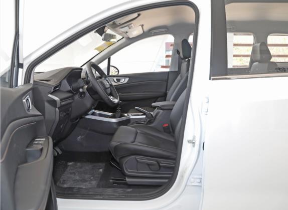 五菱佳辰 2022款 1.5T 手动舒享活力型 车厢座椅   前排空间
