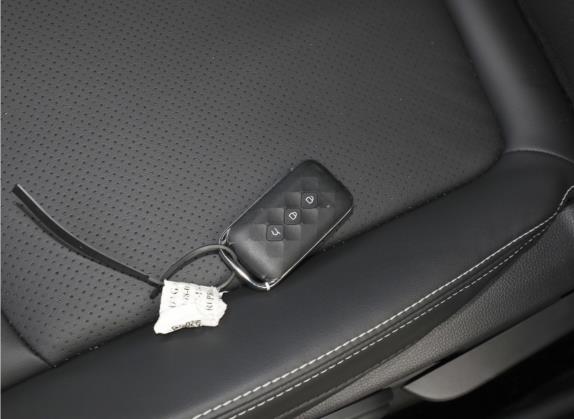 五菱星驰 2022款 1.5L CVT畅玩型 其他细节类   钥匙