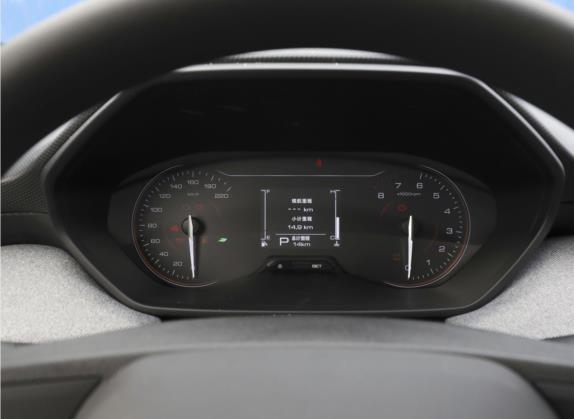 五菱星驰 2022款 1.5L CVT畅玩型 中控类   仪表盘