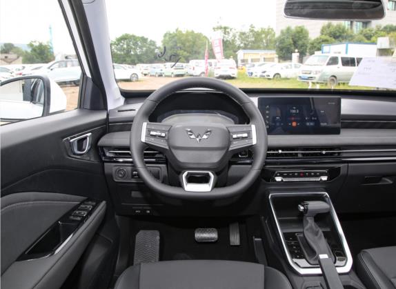 五菱星驰 2022款 1.5L CVT畅享型 中控类   驾驶位