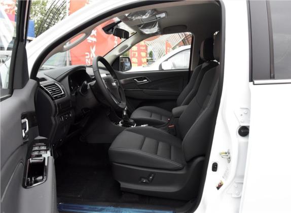 mu-X牧游侠 2018款 1.9T 柴油自动四驱劲享版 5座 车厢座椅   前排空间