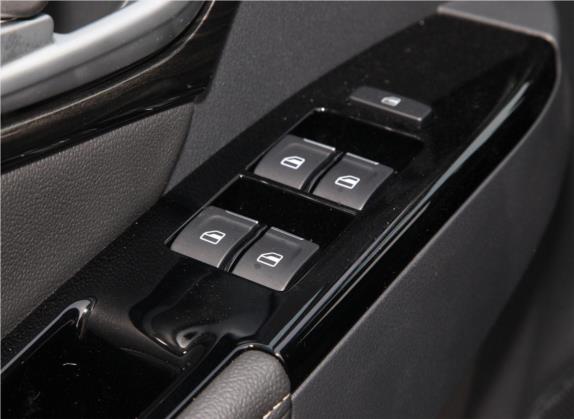 mu-X牧游侠 2020款 1.9T 柴油自动四驱劲悦版 5座 国VI 车厢座椅   门窗控制