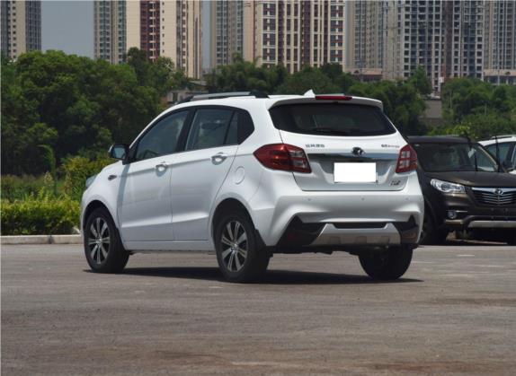 英致G3 2016款 1.5L 手动豪华版 外观   斜后