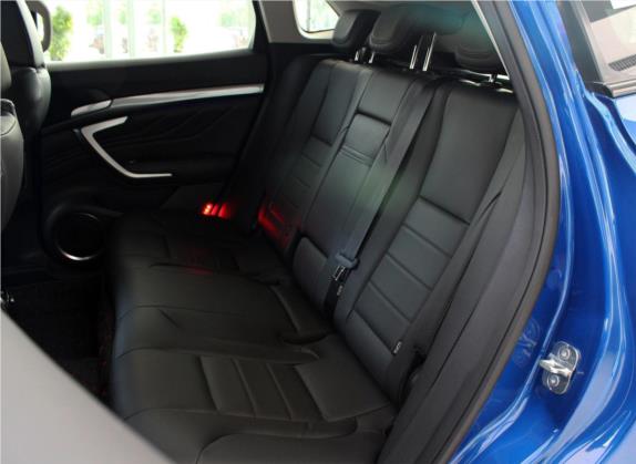 魏牌 VV7 2017款 2.0T 豪华型 车厢座椅   后排空间