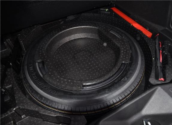 魏牌 VV7 2019款 升级款 2.0T 旗舰型 国V 其他细节类   备胎