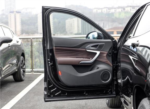 魏牌 VV7 2019款 升级款 2.0T 超豪型 国V 车厢座椅   前门板