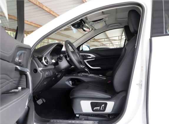 魏牌 VV7 2019款 升级款 2.0T 豪华型 国VI 车厢座椅   前排空间