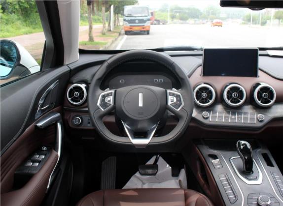 魏牌 VV7 2019款 升级款 2.0T 超豪型 国VI 中控类   驾驶位