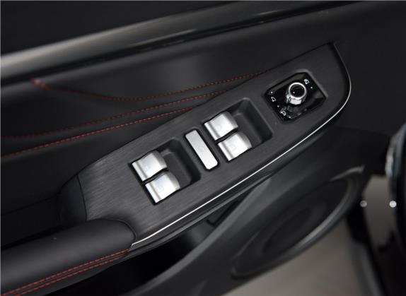 魏牌 VV5 2019款 1.5T 两驱智先锋 车厢座椅   门窗控制