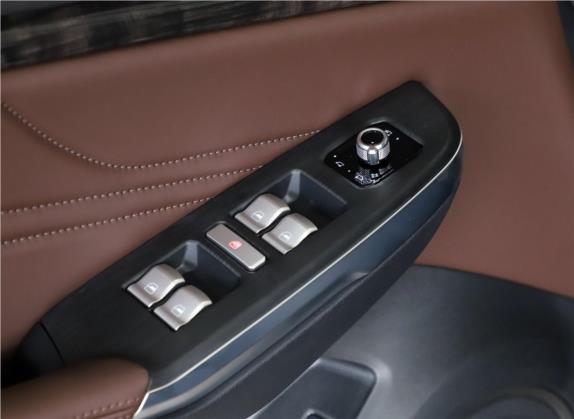 魏牌 VV5 2019款 升级款 2.0T 两驱旗舰型 国VI 车厢座椅   门窗控制