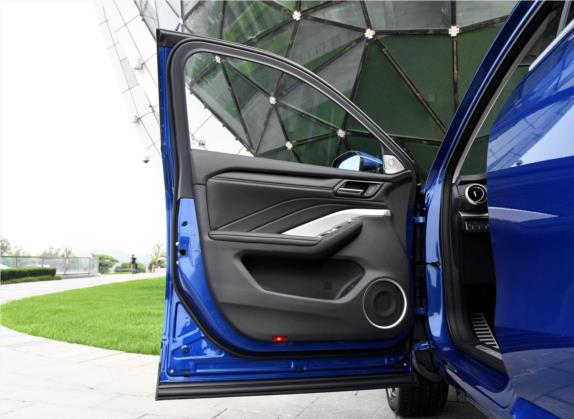 魏牌 VV6 2018款 2.0T 四驱旗舰型 国V 车厢座椅   前门板