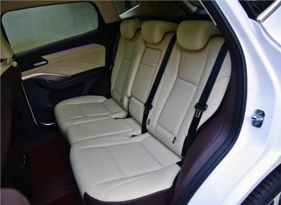 魏牌 VV6 2018款 2.0T 两驱超豪型 国V 车厢座椅   后排空间