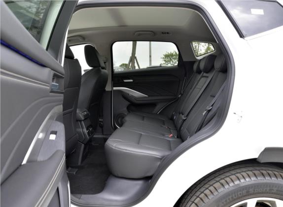 魏牌 VV6 2019款 2.0T 两驱超豪型 国VI 车厢座椅   后排空间