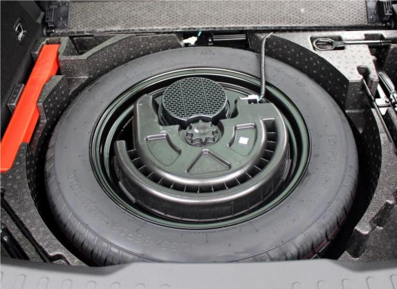 魏牌 VV6 2019款 2.0T 两驱旗舰型 国VI 其他细节类   备胎